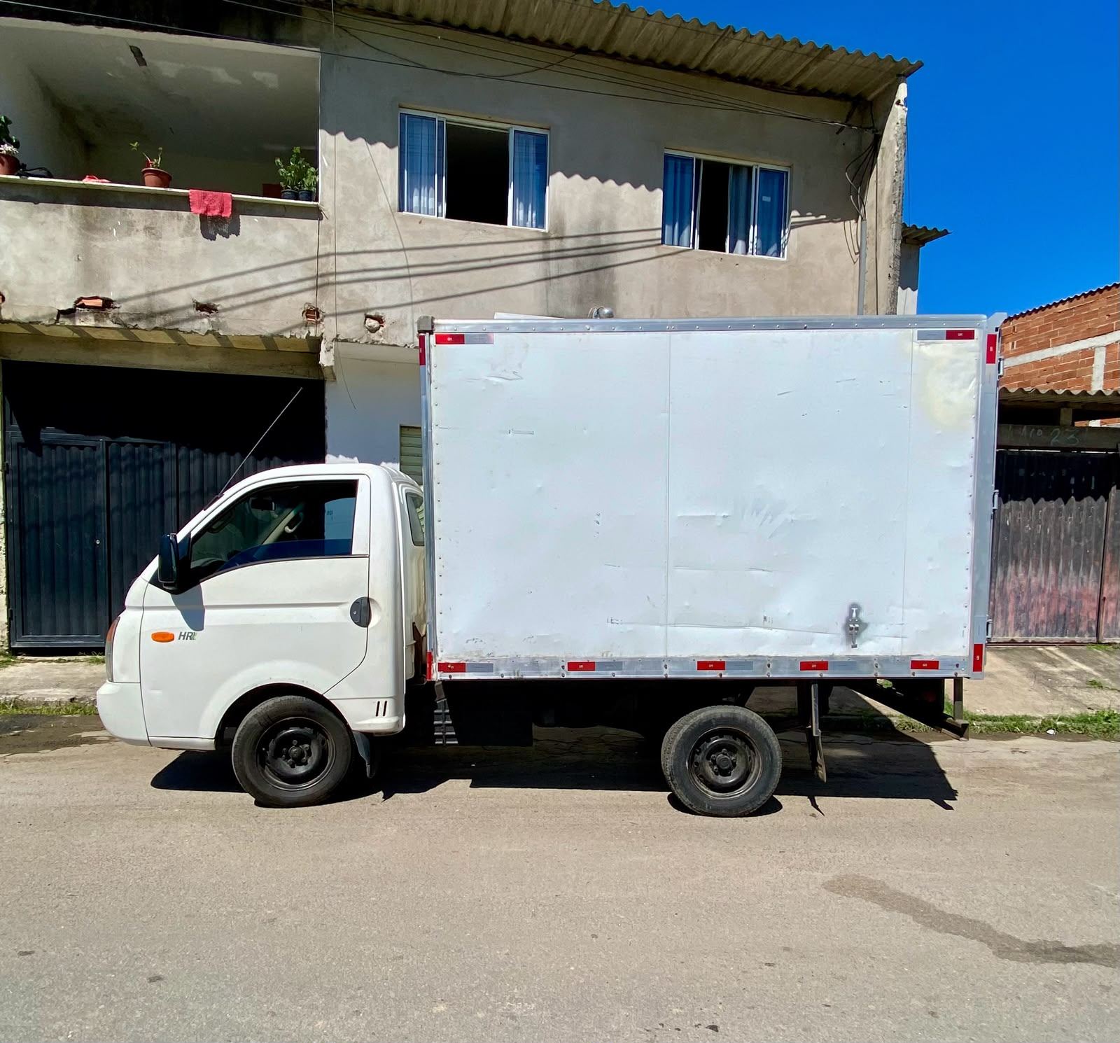 HYNDAI HR 2.5 TCI DIESEL 2010 - MELHOR ANO - NÃO É ELETRÔNICA 2010 — foto 4