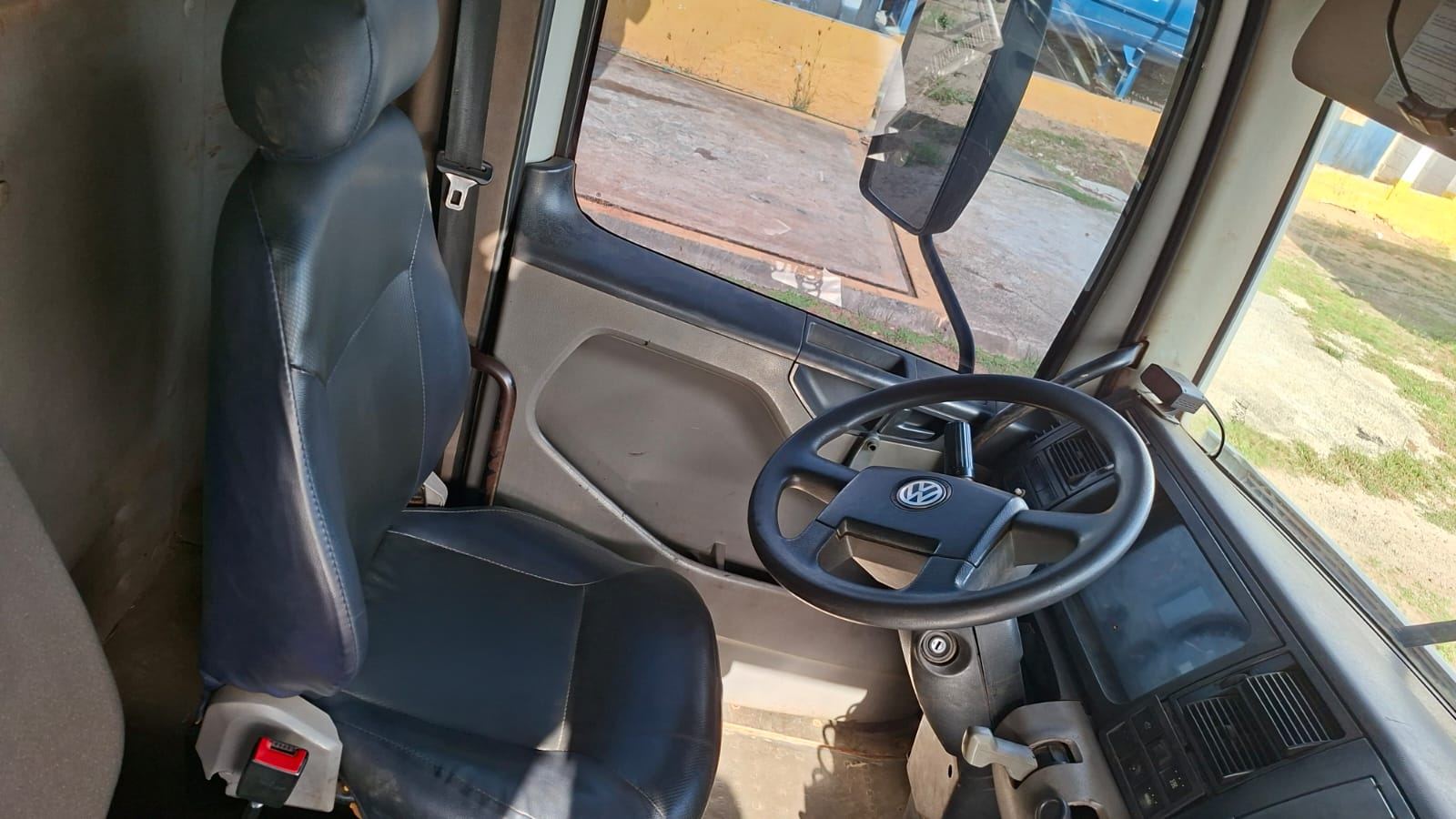 Volkswagen 31-260 CNM 6X4 2011 — foto 8