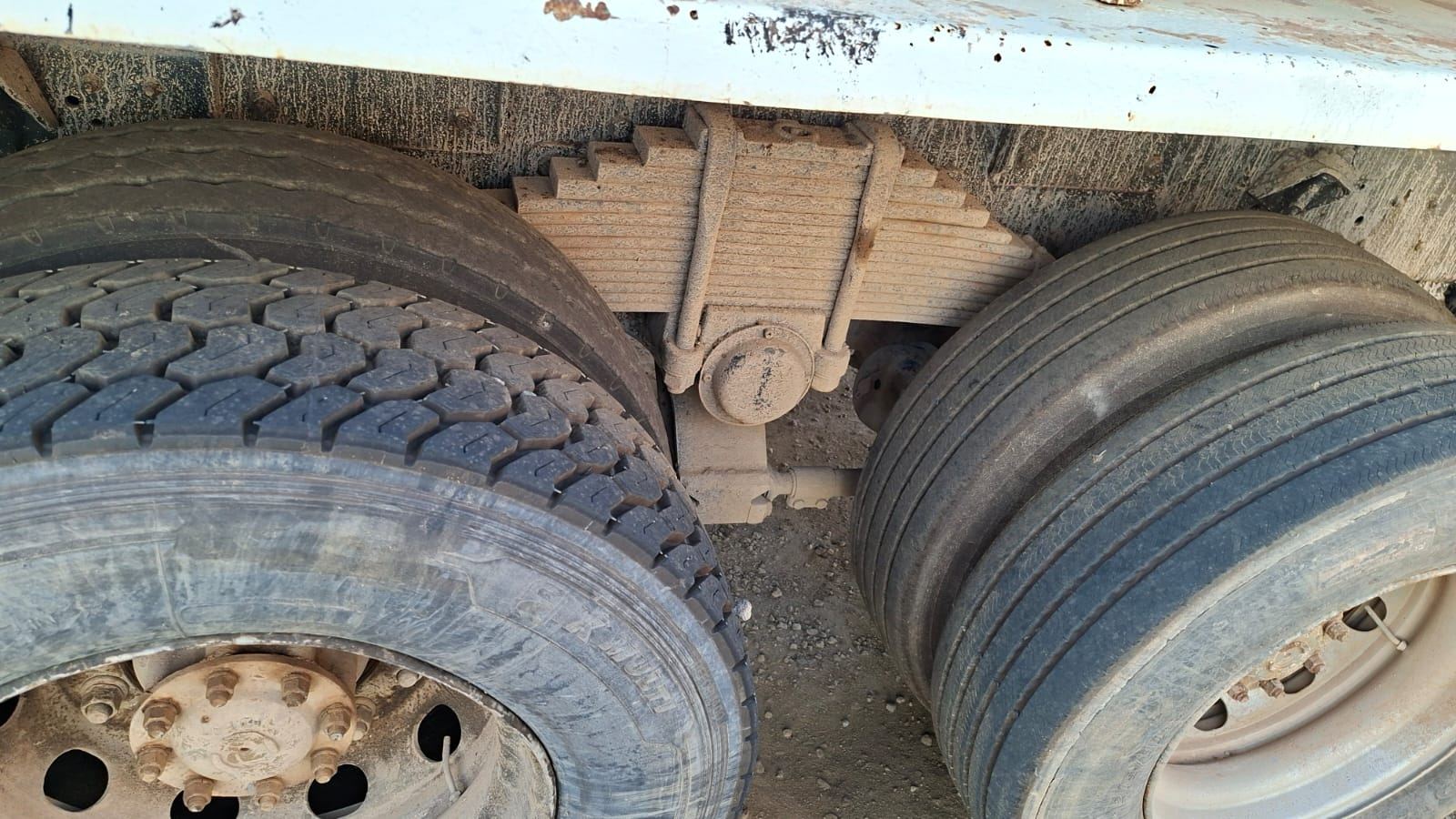 Volkswagen 31-260 CNM 6X4 2011 — foto 9