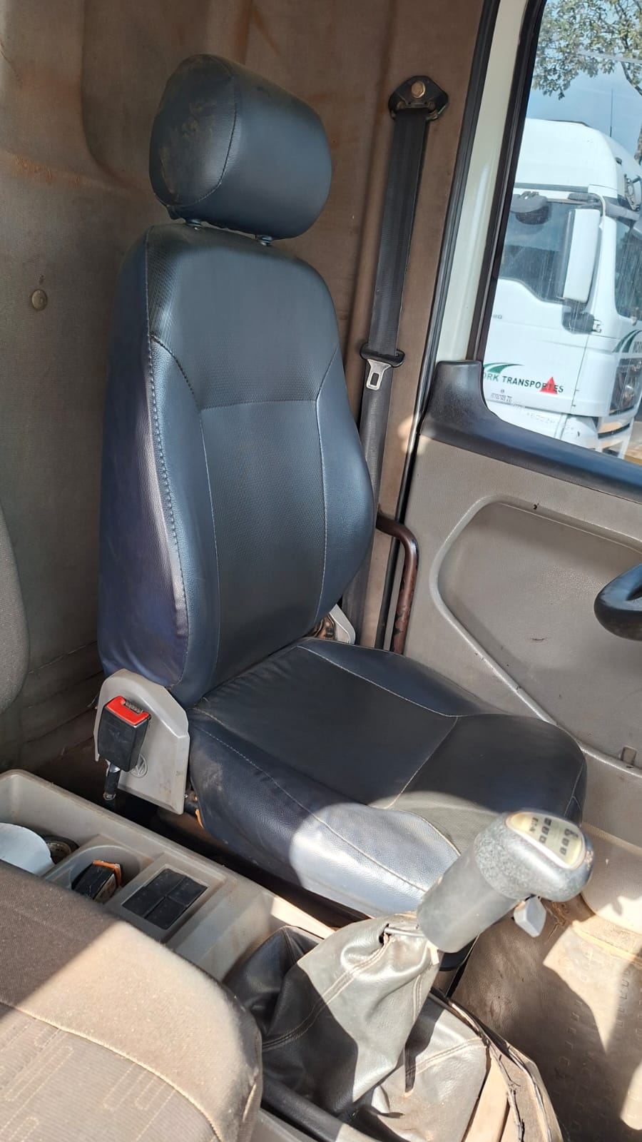 Volkswagen 31-260 CNM 6X4 2011 — foto 11