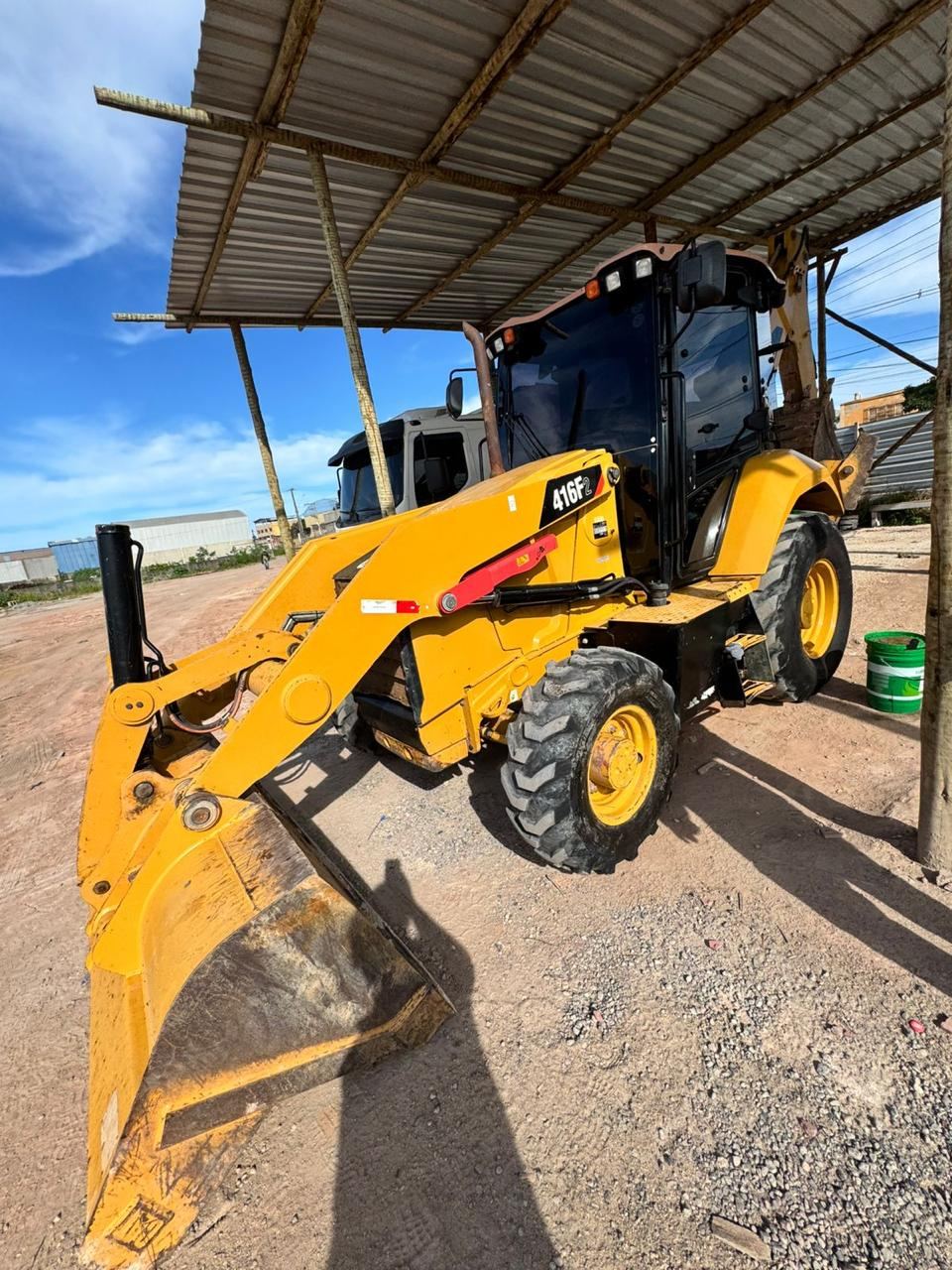 Caterpillar RETROESCAVADEIRA CAT F2 2019 — foto 6