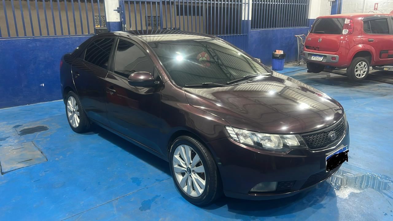 Kia CERATO SX3 1.6 16V Manual 2011 — foto 2