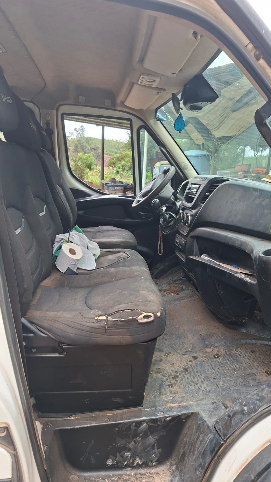 Iveco DAILY 70C17 CABINE DUPLA 2020 — foto 6